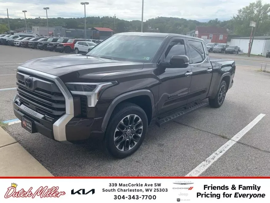 2022 Toyota Tundra Limited photo 1