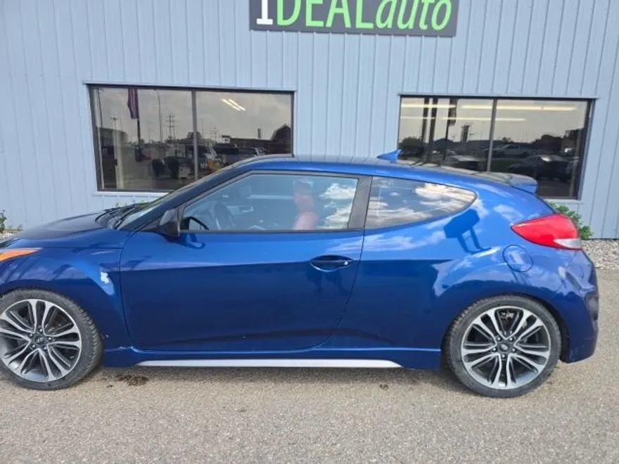 2016 Hyundai Veloster Turbo R-Spec photo 1