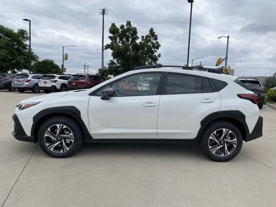 2025 Subaru Crosstrek Premium photo 1