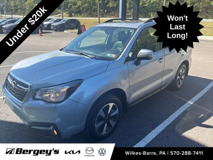 2017 Subaru Forester 2.5i Limited photo 1