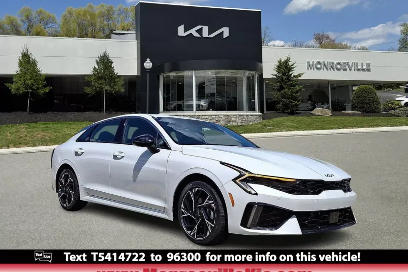 2026 Kia K5 GT-Line photo 1