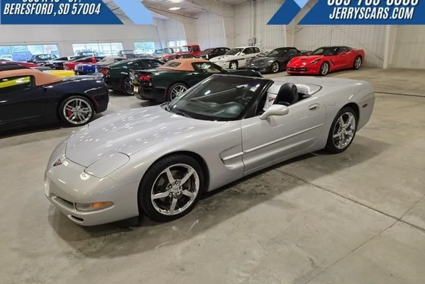 1999 Chevrolet Corvette photo 1