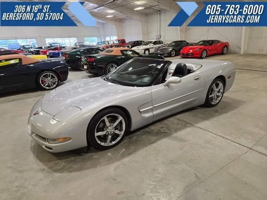 1999 Chevrolet Corvette photo 1