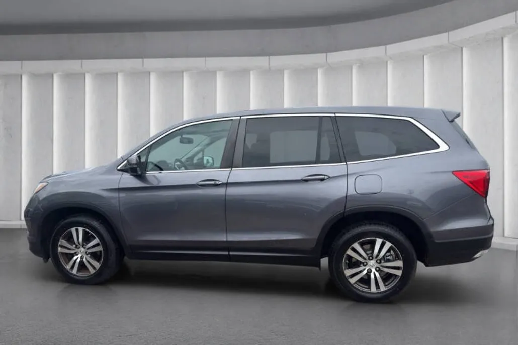 2016 Honda Pilot EX-L photo 1