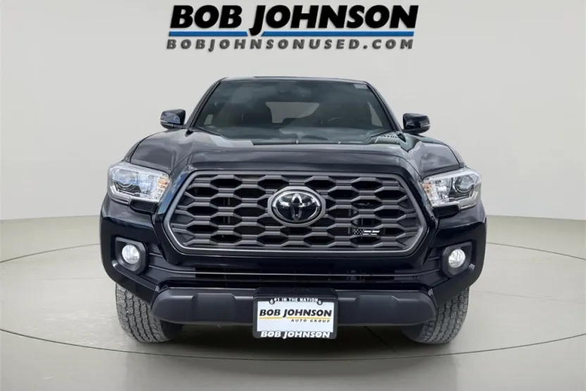 2021 Toyota Tacoma TRD Off-Road V6 photo 1