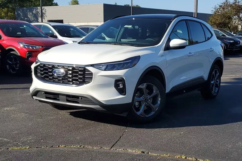 2026 Ford Escape ST-Line Select photo 1
