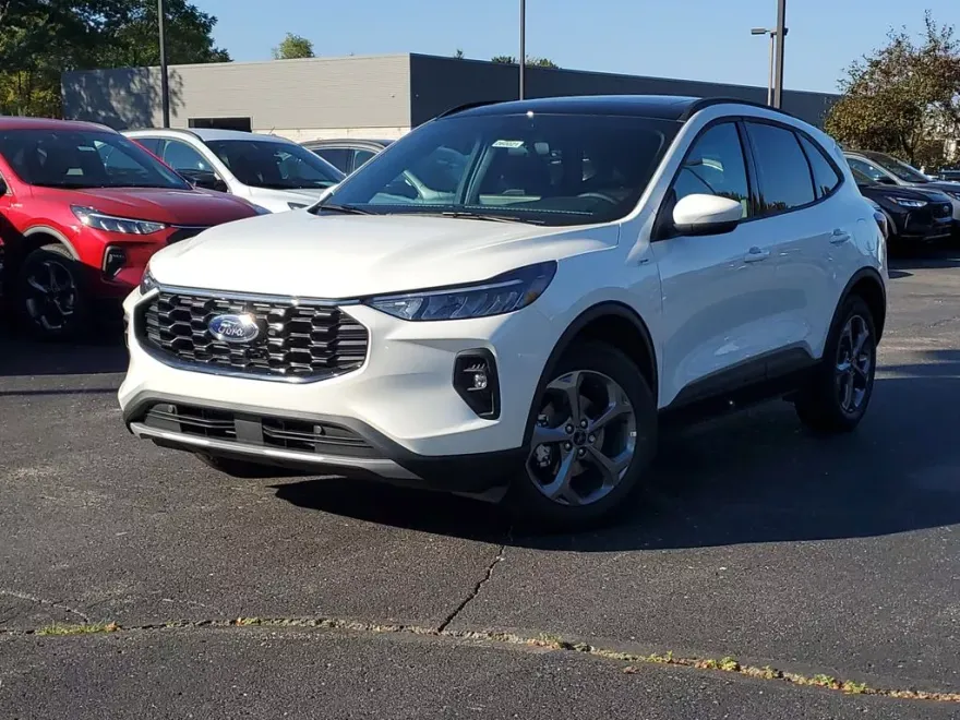 2026 Ford Escape ST-Line Select photo 1