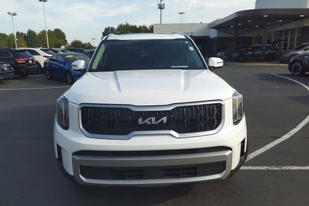 2023 Kia Telluride EX photo 1