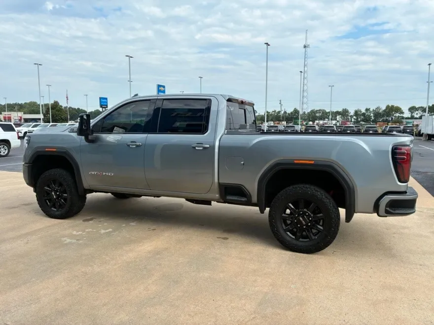 2025 Gmc Sierra 2500 HD AT4 photo 1