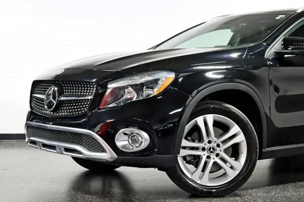 2018 Mercedes Benz GLA 250 4MATIC photo 1