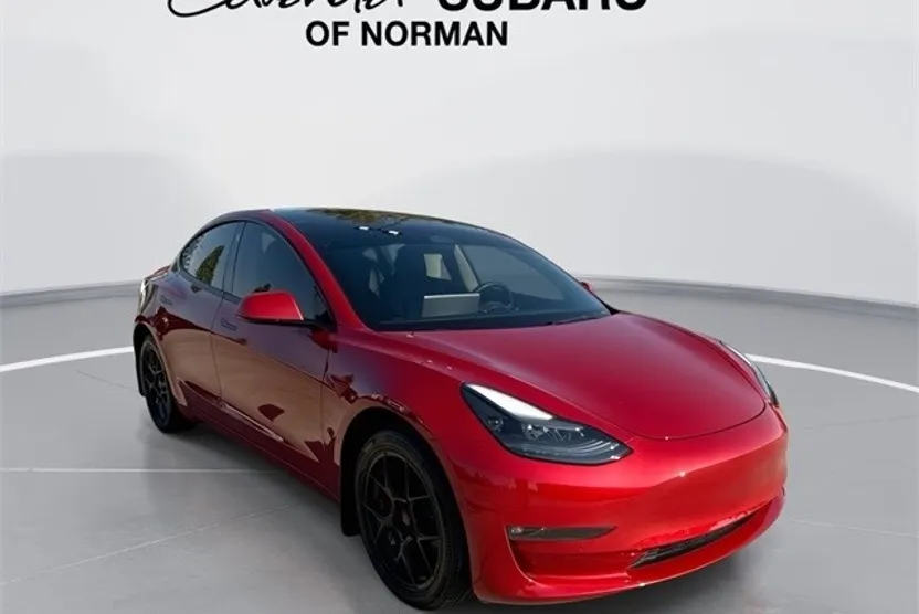 2022 Tesla Model 3 Long Range photo 1
