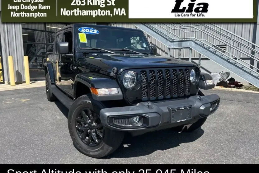 2022 Jeep Gladiator Altitude photo 1