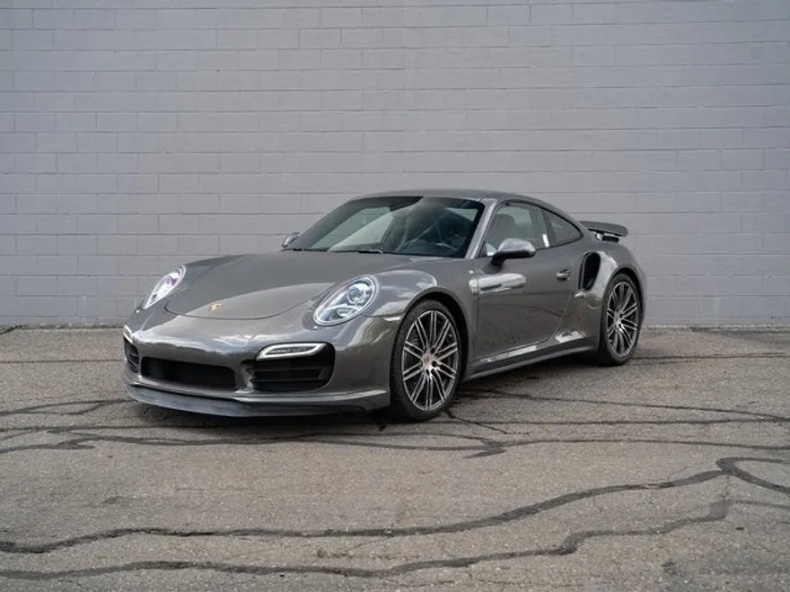 2016 Porsche 911 Turbo photo 1