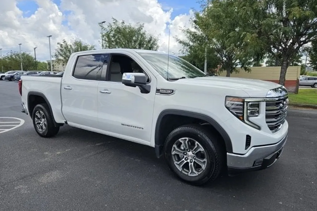 2024 Gmc Sierra 1500 SLT photo 1