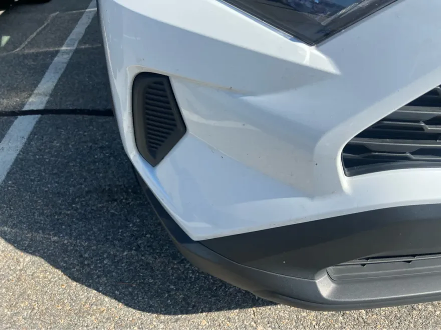 2024 Toyota RAV4 LE photo 1