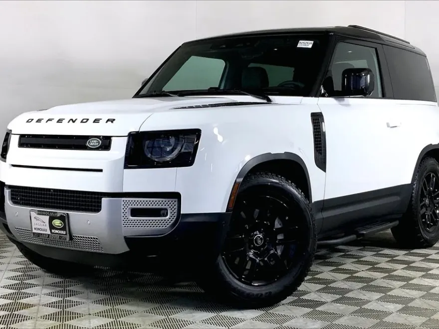 2025 Land Rover Defender S photo 1