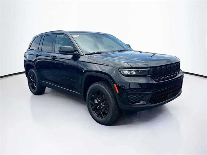 2025 Jeep Grand Cherokee Altitude photo 1