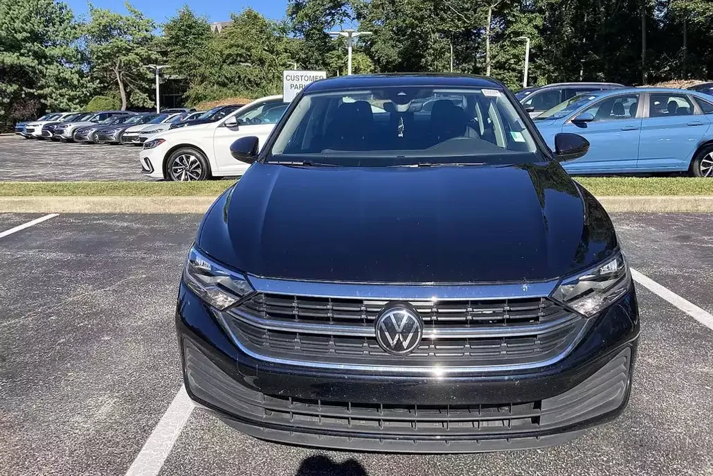 2024 Volkswagen Jetta 1.5T S photo 1