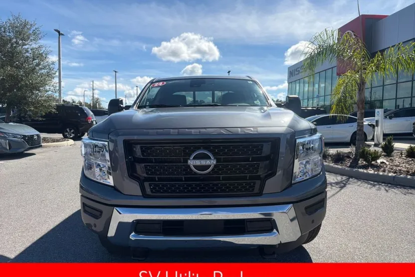 2024 Nissan Titan SV photo 1