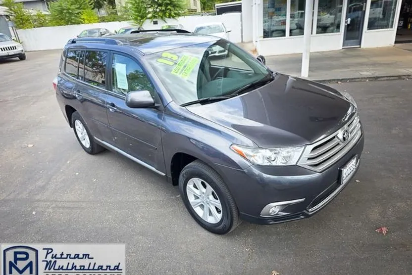 2013 Toyota Highlander SE photo 1