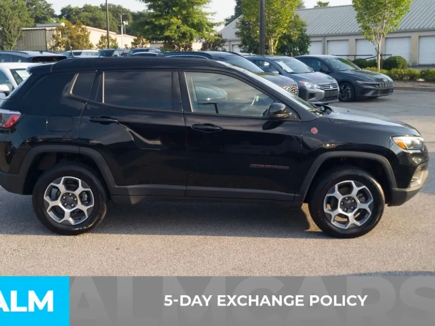 2022 Jeep Compass Trailhawk photo 1