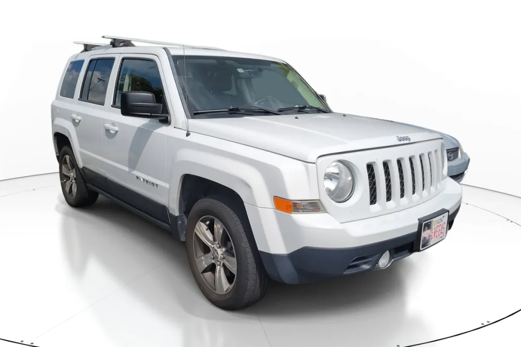 2016 Jeep Patriot Latitude High Altitude Altitude Edition photo 1