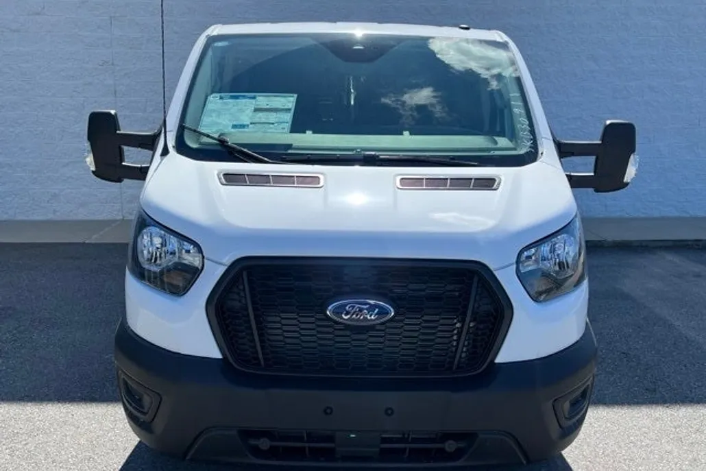 2025 Ford Transit photo 1
