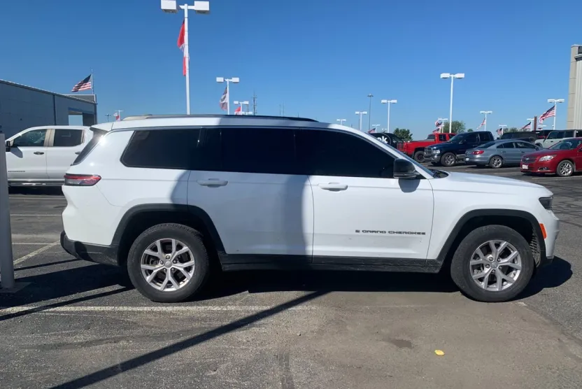 2021 Jeep Grand Cherokee Limited photo 1