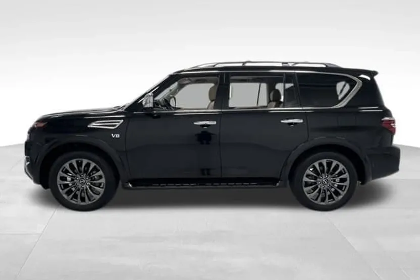2022 Nissan Armada Platinum photo 1