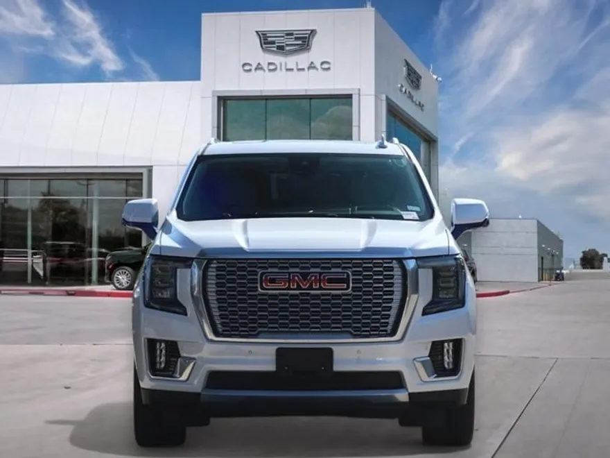 2023 Gmc Yukon XL Denali photo 1