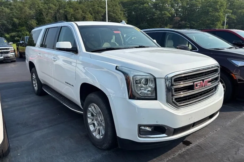 2019 Gmc Yukon XL SLT photo 1