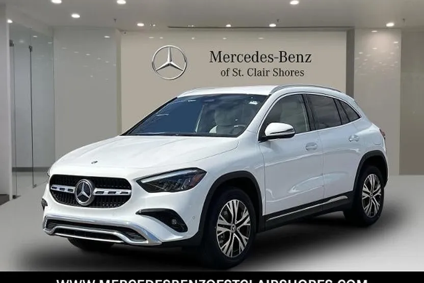 2025 Mercedes Benz GLA 250 4MATIC photo 1
