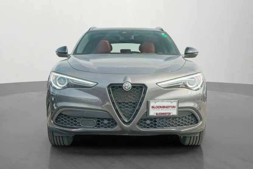 2022 Alfa Romeo Stelvio Ti Sport photo 1