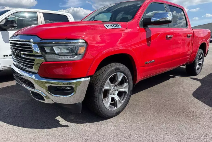 2022 Ram 1500 Laramie photo 1