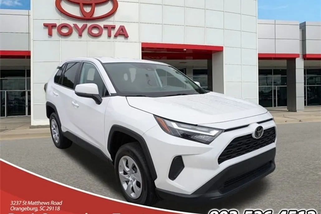 2024 Toyota RAV4 LE photo 1