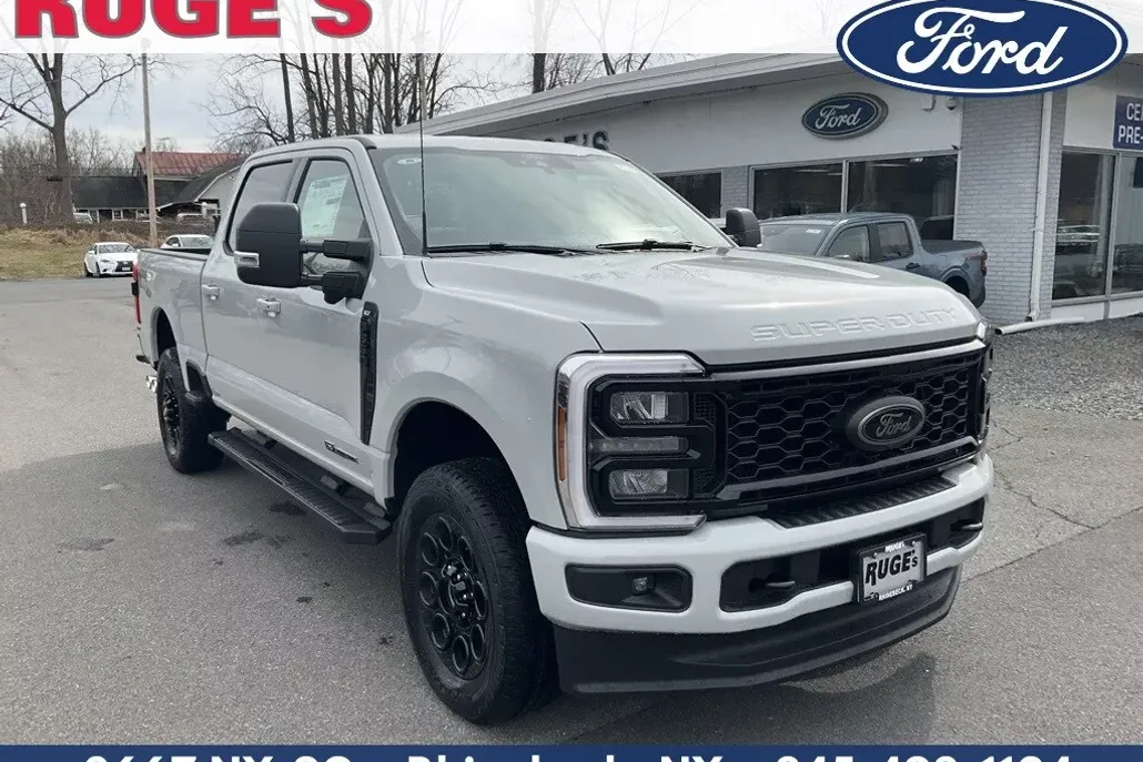 2025 Ford F-350 XLT photo 1