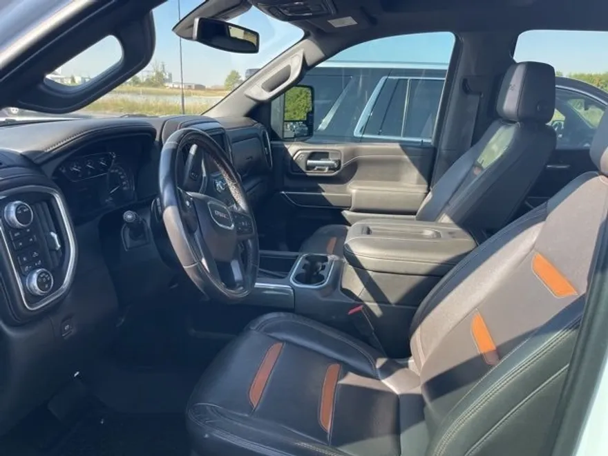 2022 Gmc Sierra HD AT4 photo 1