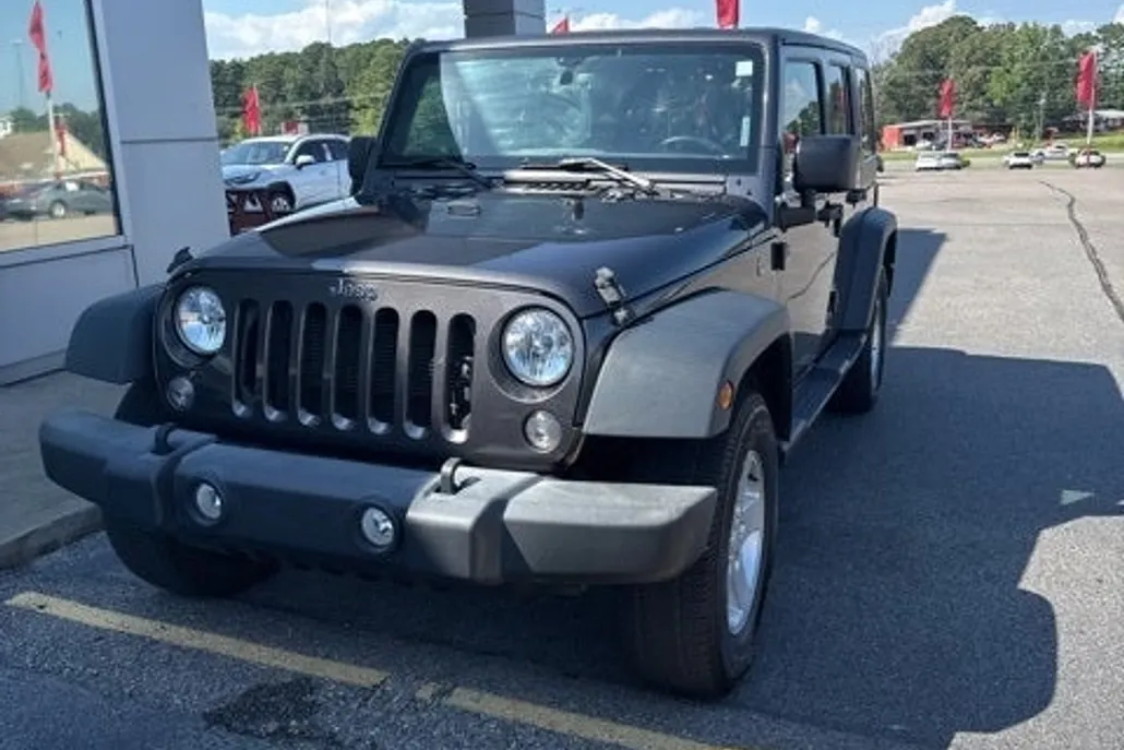 2018 Jeep Wrangler Unlimited Sport photo 1