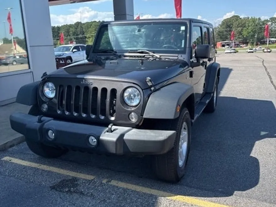 2018 Jeep Wrangler Unlimited Sport photo 1