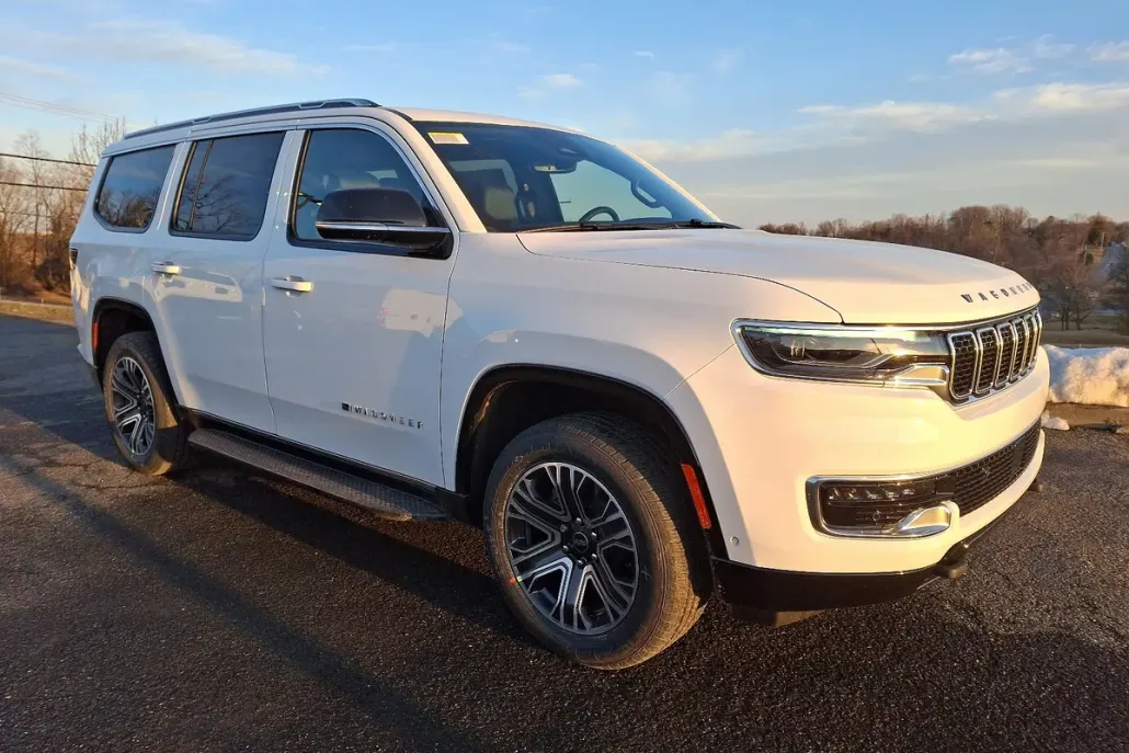 2025 Jeep Wagoneer Base photo 1