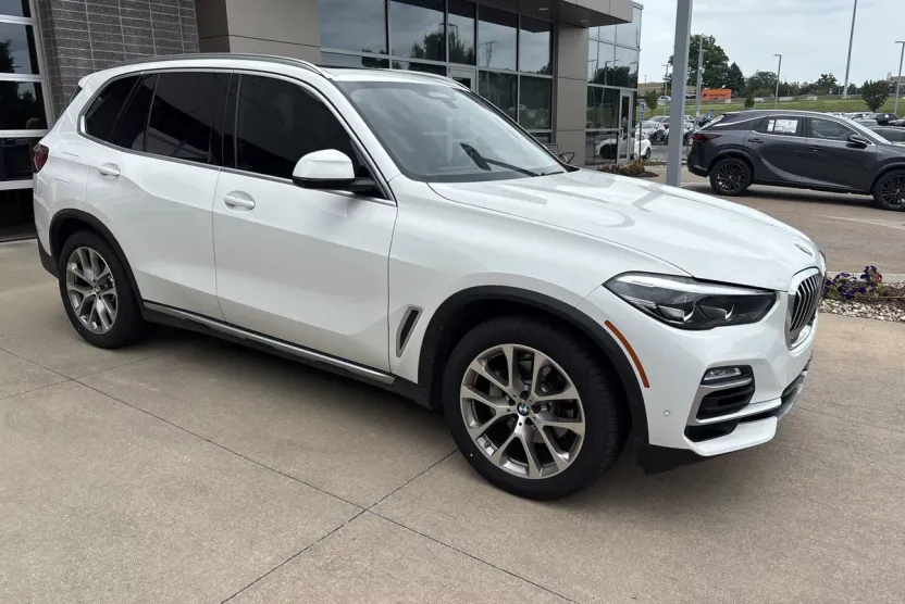 2021 Bmw X5 xDrive40i photo 1