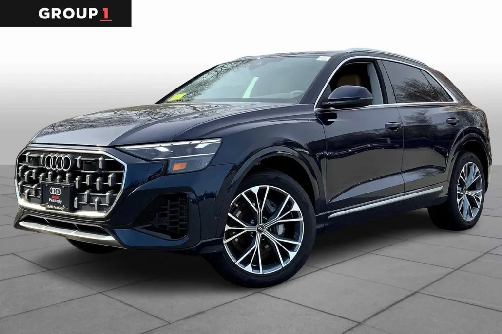 2025 Audi Q8 55 Premium Plus photo 1