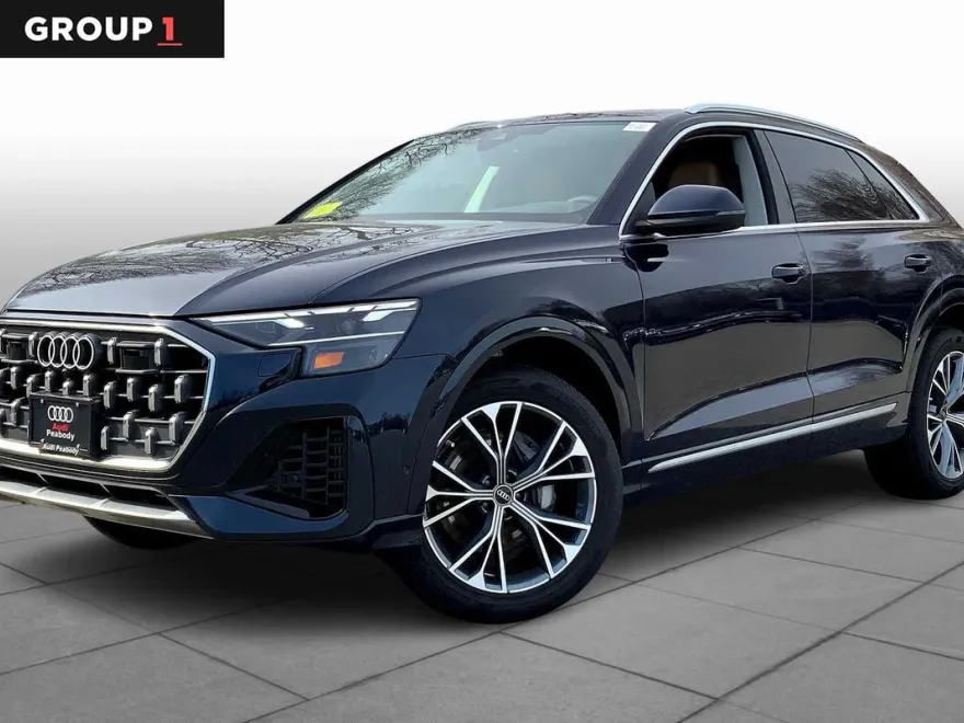 2025 Audi Q8 55 Premium Plus photo 1