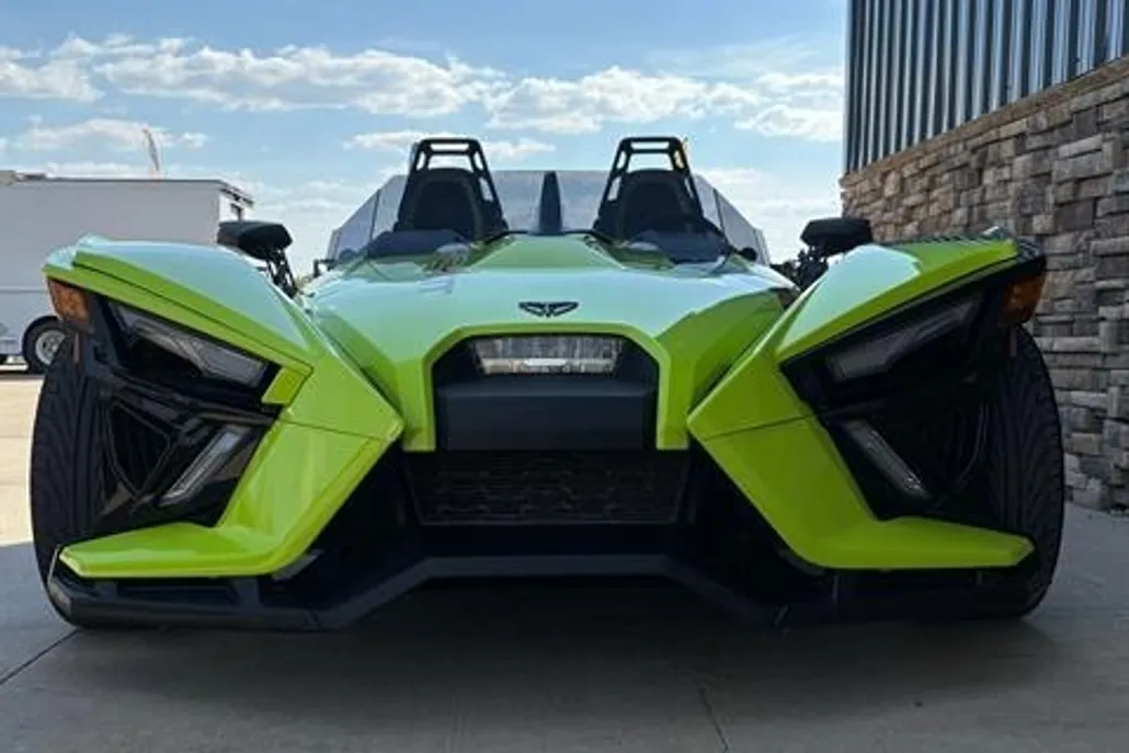 2021 Slingshot Slingshot Open Cab photo 1