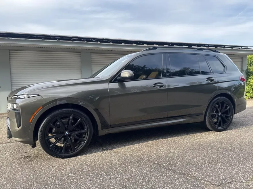 2024 Bmw X7 xDrive40i photo 1
