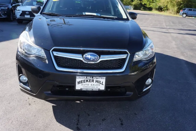 2016 Subaru Crosstrek 2.0i Base photo 1