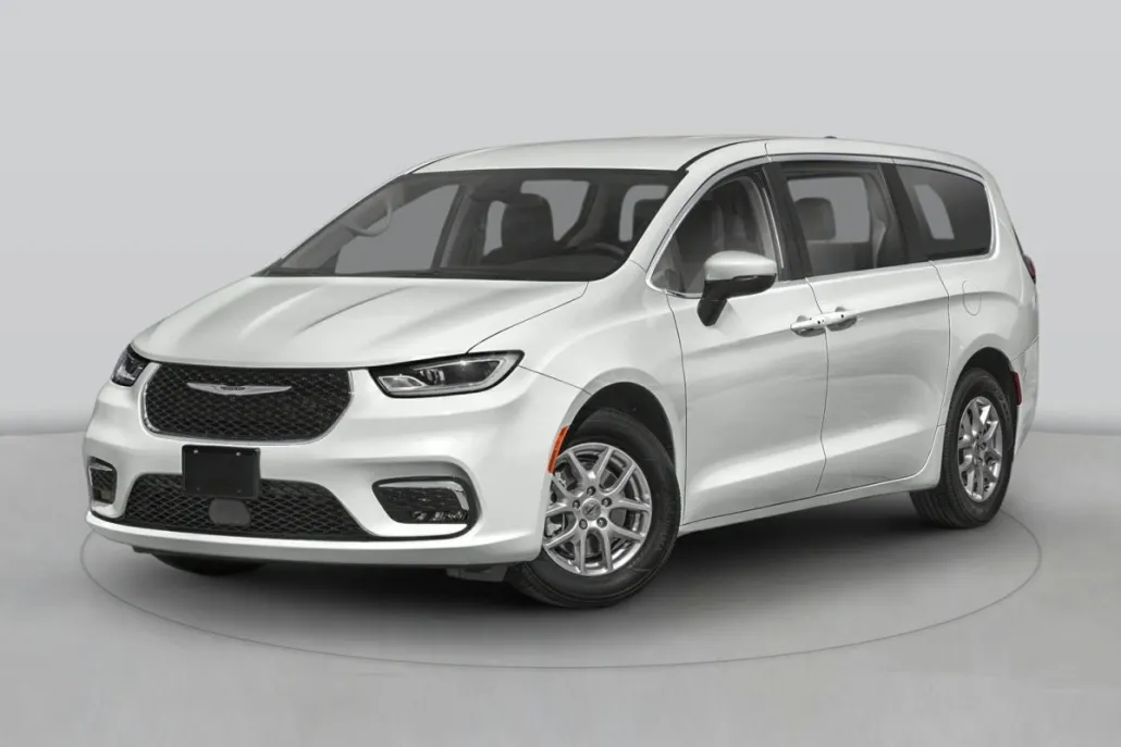 2024 Chrysler Pacifica Touring L photo 1