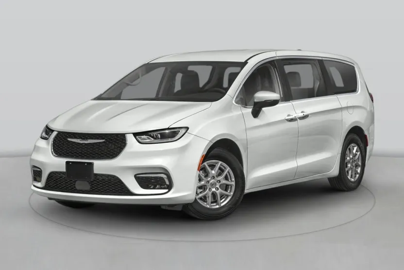 2024 Chrysler Pacifica Touring L photo 1