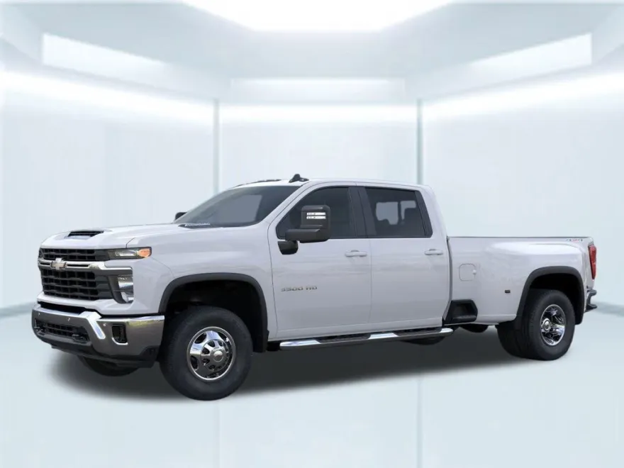 2026 Chevrolet Silverado 3500HD LT photo 1