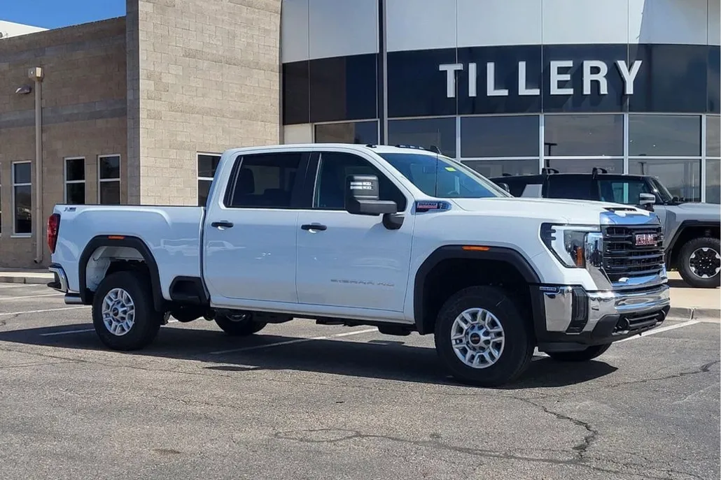 2024 Gmc Sierra 2500 HD Pro photo 1